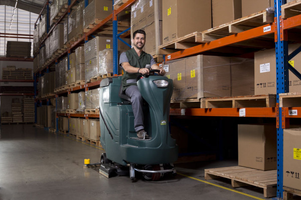 Equipamentos de limpeza industrial??